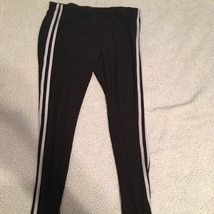 Black and white striped leggings